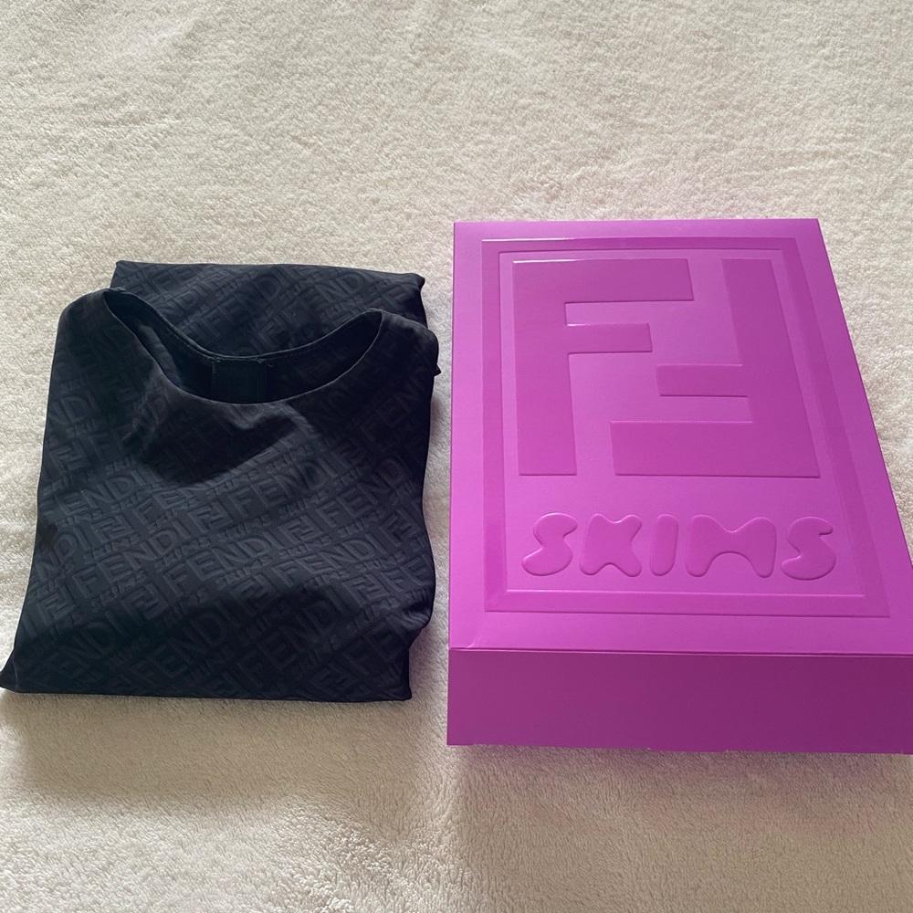 Fendi skims high neck body suit black small